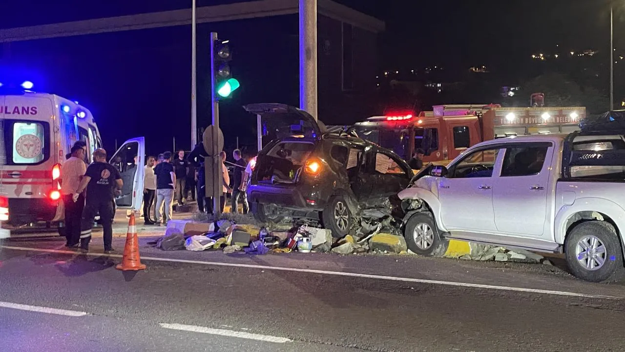 3 ilde trafik kazası: 25 yaralı, 6 çocuk! Sakarya'da kritik durum