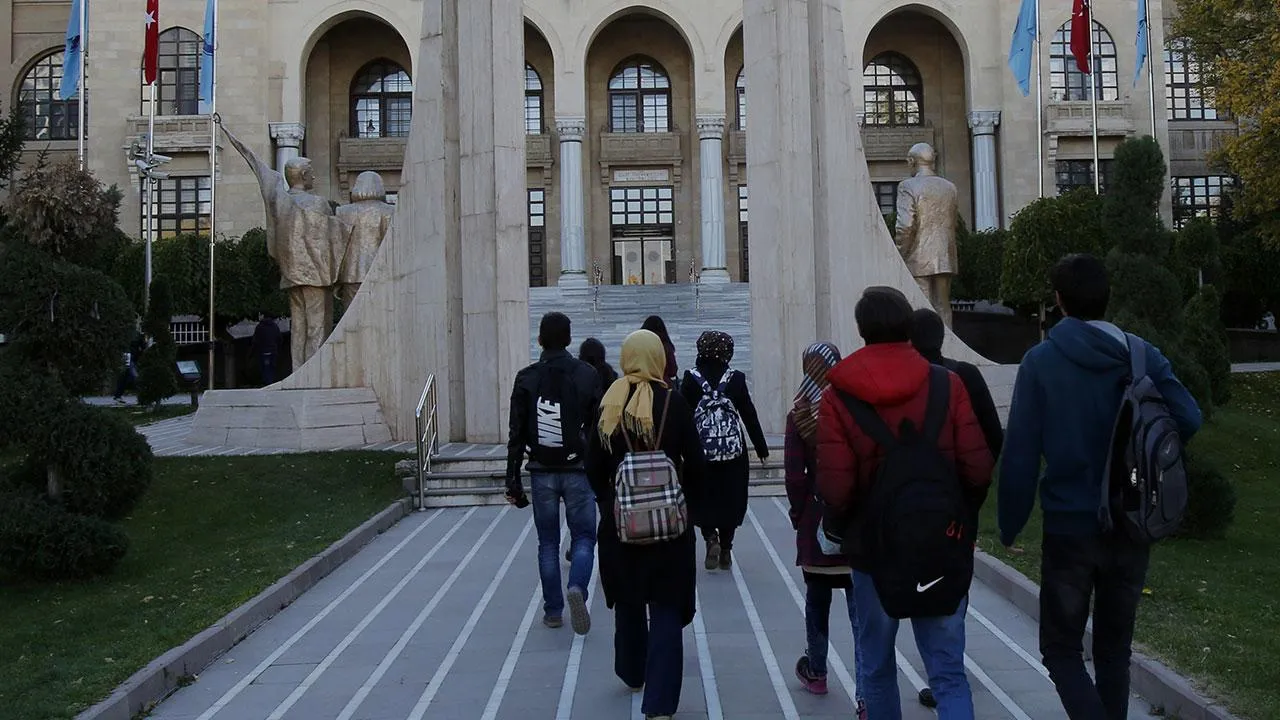 Üniversite Kayıtları Yarın Başlıyor: 730 Bin Aday Yerleşti!