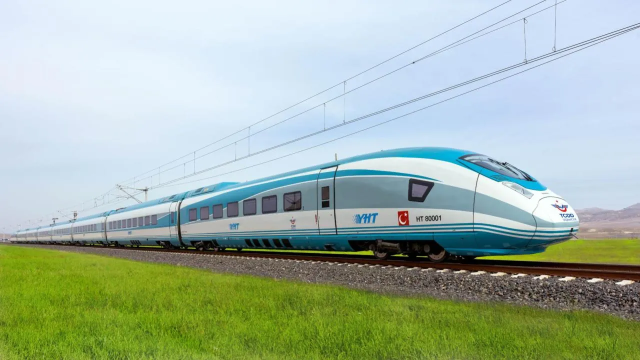 Demir Yolu Ağı 24 Yılda 3 Bin Kilometre Büyüdü! Hedef 2028'de 27 İl