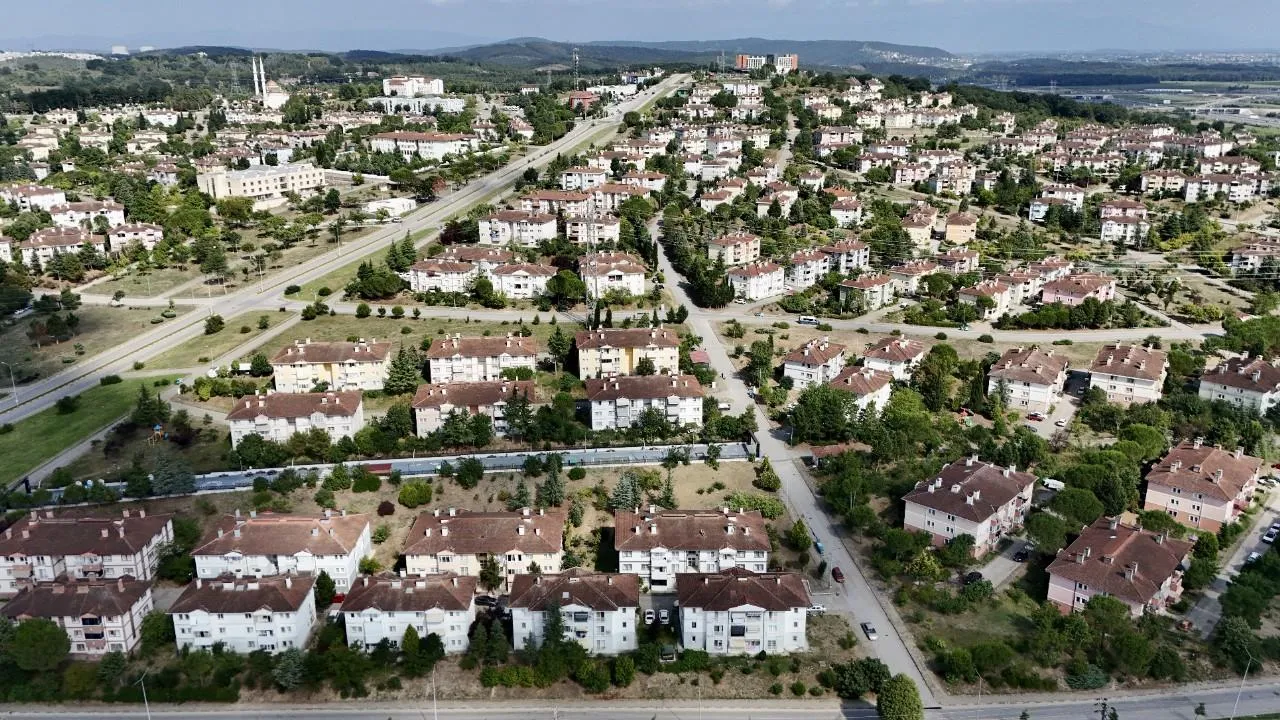 45 Saniyelik Felaketin 27. Yılı: Deprem Kentleri Nasıl Yeniden Doğdu?