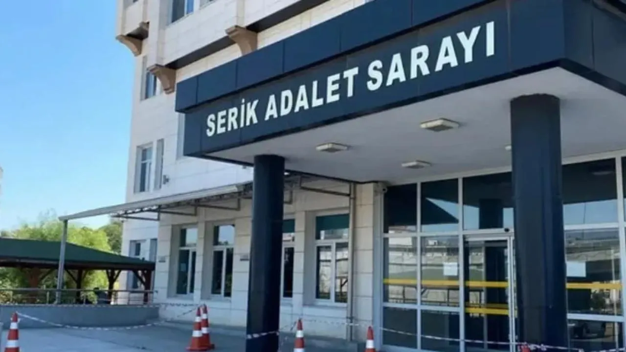 Antalya'da Plajda Tesettürlü Kadınlara Skandal Hakaret! Soruşturma Başlatıldı