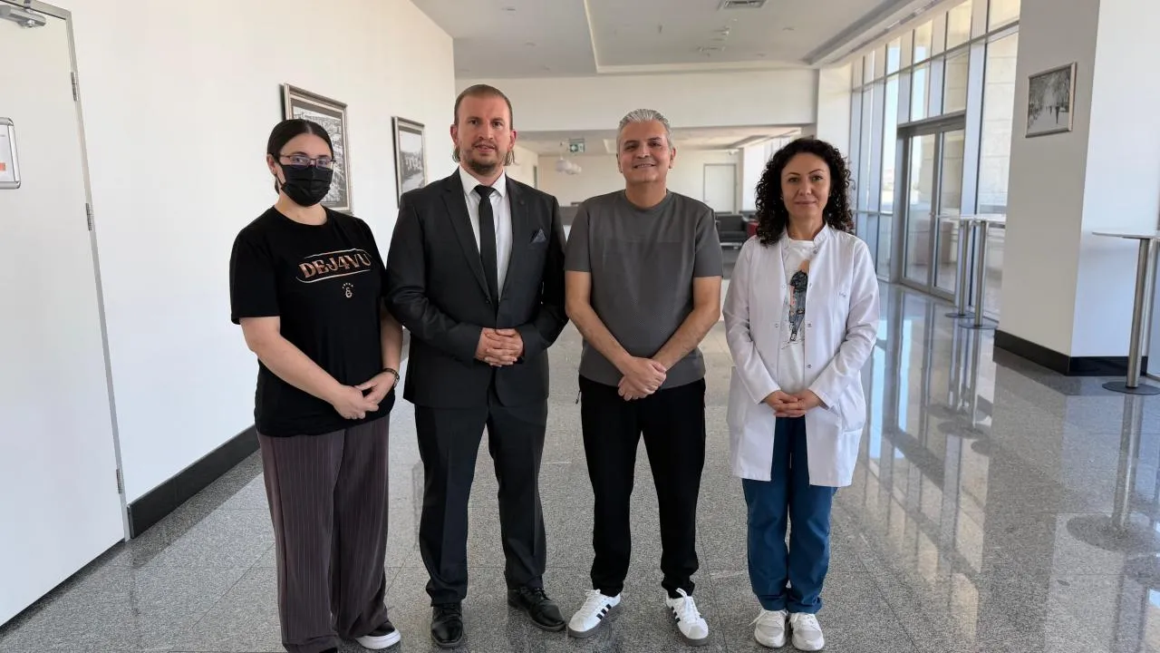 Sesi Kısılan Müzisyen, Akciğer Nakliyle Yeniden Hayat Buldu!