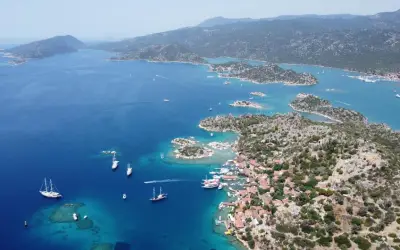 Antalya'da Turizmde Çılgın Rekor: 10 Milyon Turist Barajı Geçildi!